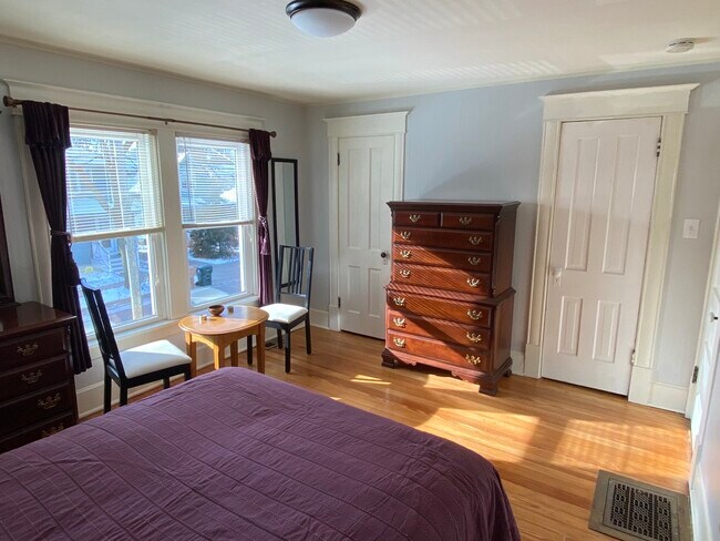 Foto del edificio - 2818 Sommers Ave