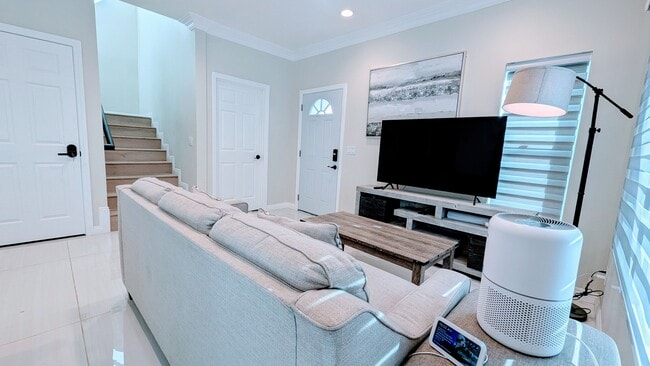 Building Photo - 342 Pasadena Ave