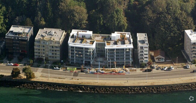 Foto del edificio - Infinity Shore Club Residences