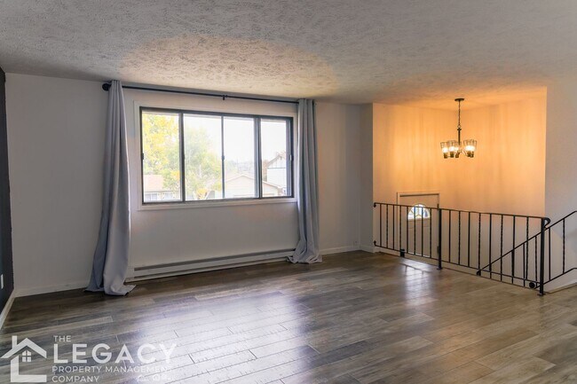 Foto del edificio - Updated Eastside Home