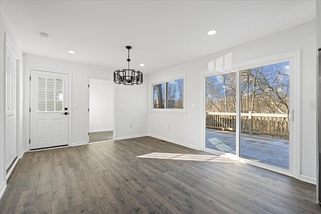 Building Photo - 53 Owasco St