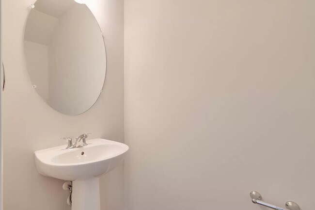 Foto del edificio - 9232 St Charles Cir