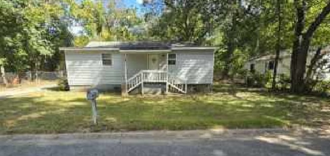 Building Photo - 875 Perry Dr