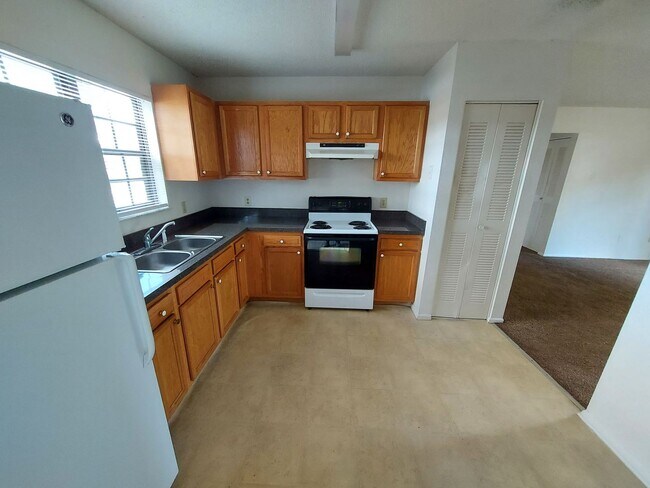 Foto del edificio - 1 Hickory Track