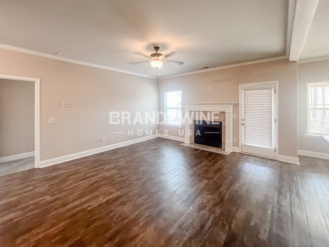 Building Photo - 240 Cecil Way