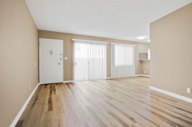 Foto del edificio - 1234 Wellesley Ave