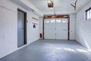 Building Photo - 6417 Earlham Dr