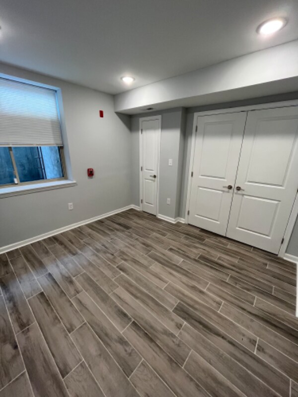 Building Photo - 4107 W Girard Ave
