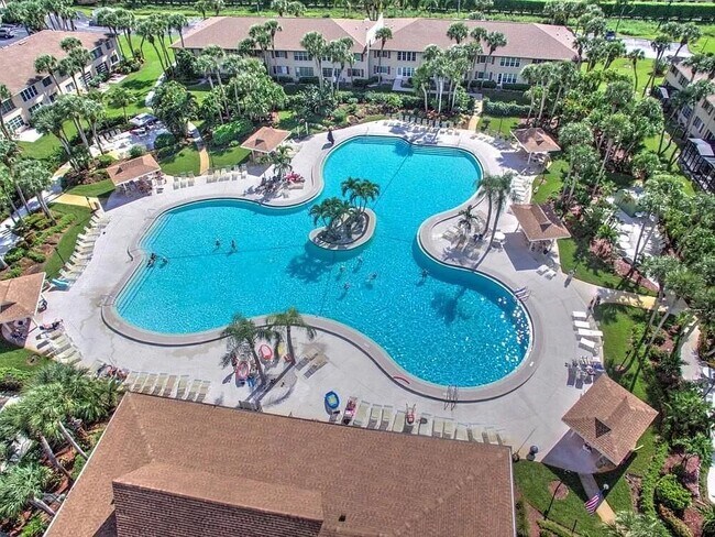 Foto del edificio - 4070 Looking Glass Ln