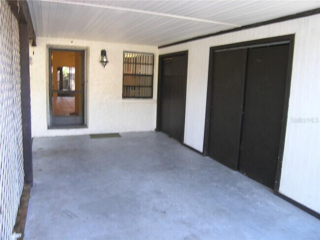 Foto del edificio - 2051 Sunset Grove Ln