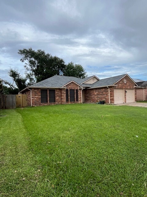 Building Photo - 7222 Greenwood Point Dr