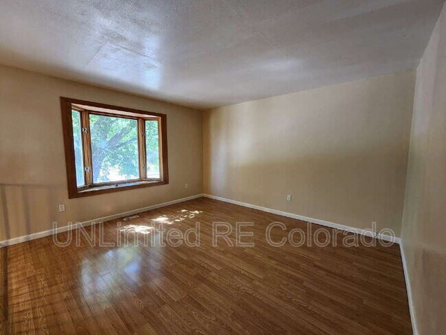 Foto del edificio - 18327 W 58th Dr