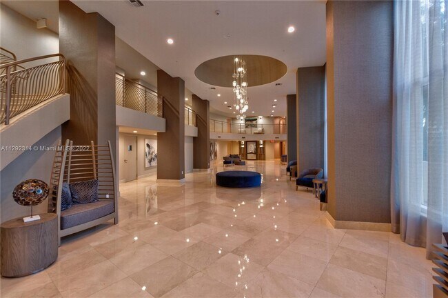 Foto del edificio - 3370 NE 190th St