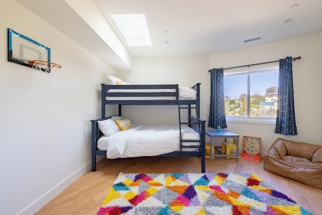 3rd Bedroom - 6726 Wandermere Rd