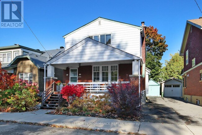 Building Photo - 113-1113 Sunnyside Ave