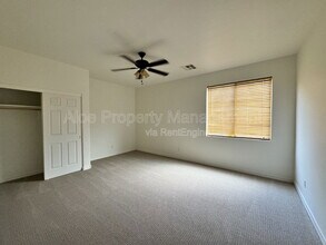 Building Photo - 43658 Caven Dr