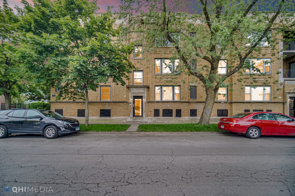 436 E 62nd St Unit 204, Chicago, IL 60637 Condo for Rent in Chicago