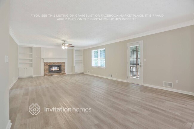 Building Photo - 994 Oak Moss Dr
