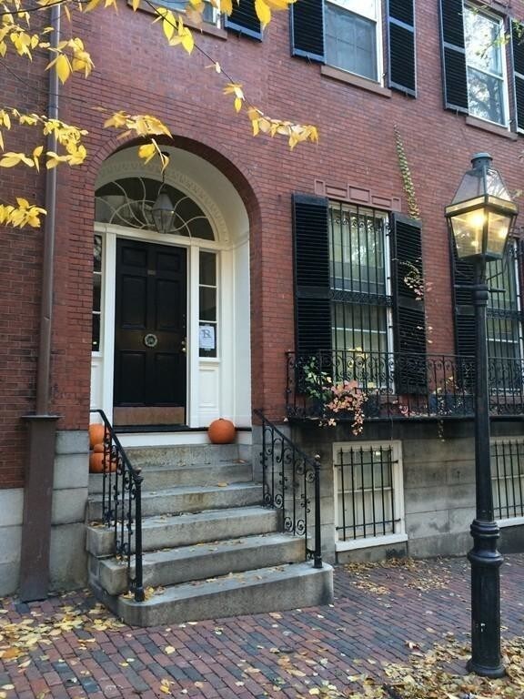 Primary Photo - 26 Chestnut St