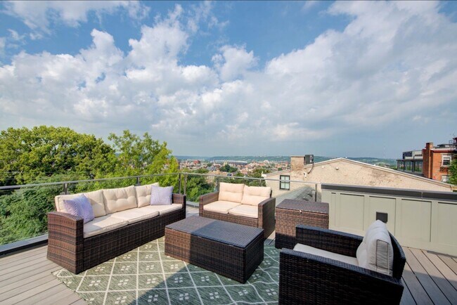 Photo - 328 Mulberry St Townhome