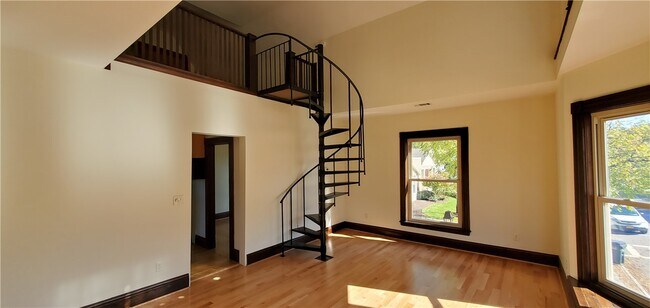 Foto del edificio - 30 Main St