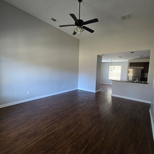 Foto del edificio - Two-Story Beauty in Olive Branch with Comp...