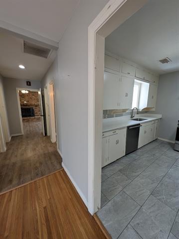 Building Photo - 3127 Ouida Ave