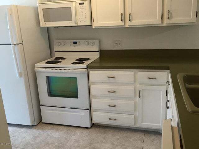 Building Photo - 6226 Lake Tahoe Dr