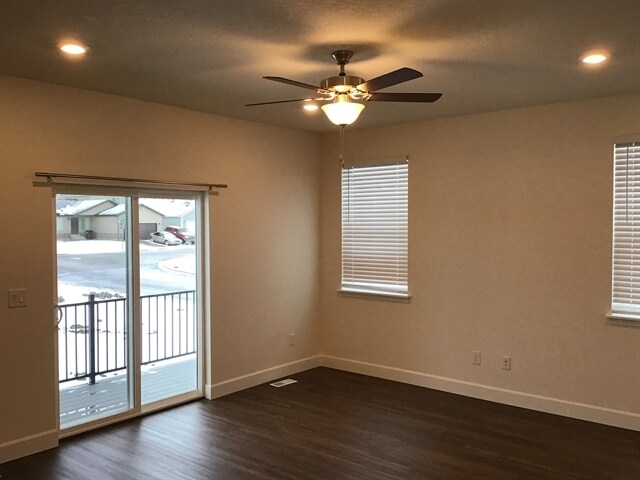 Foto del edificio - 2321 E Tumbleweed Rd