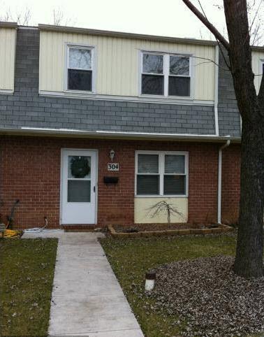 Primary Photo - 304 Center Deen Ave