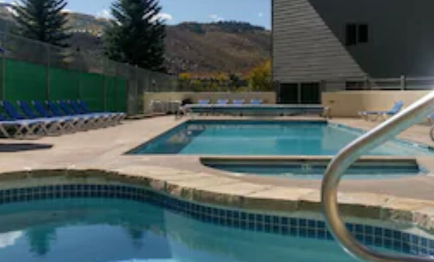 179 Lake St Unit Y3, Avon, CO 81620 Condo for Rent in Avon, CO