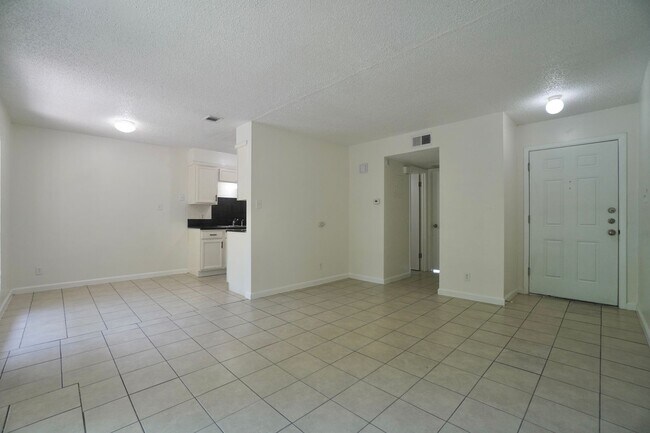 Building Photo - 2906 Sweeney Ln
