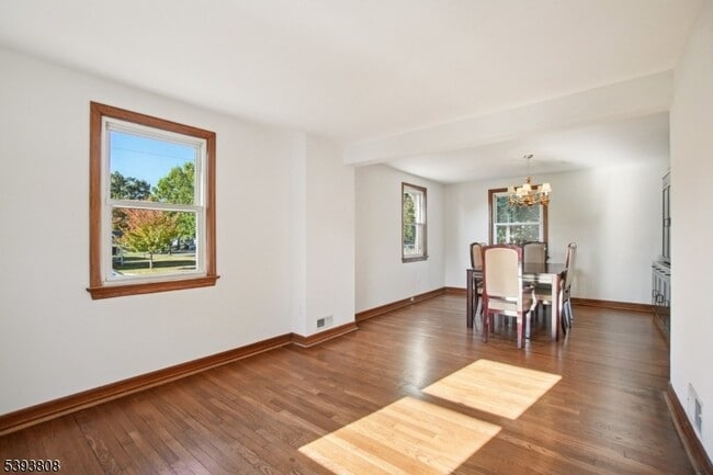 Foto del edificio - 1792 Mountain Ave