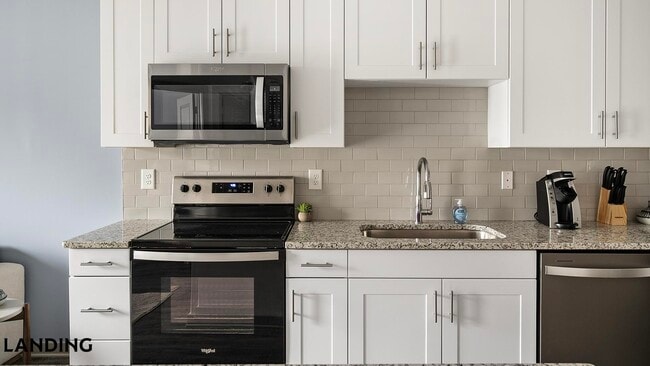 Building Photo - 2165 Nolensville Pk