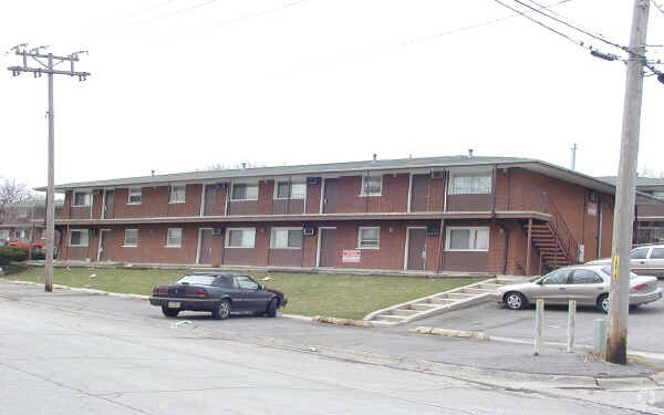 Primary Photo - 2242 Burr Oak Ave