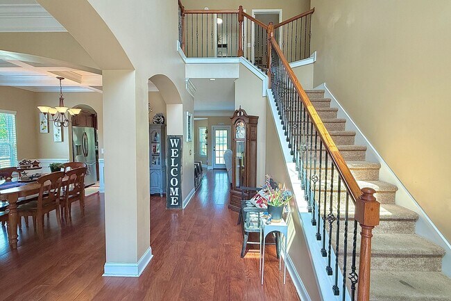 Foto del edificio - 470 Briarcrest Dr NE