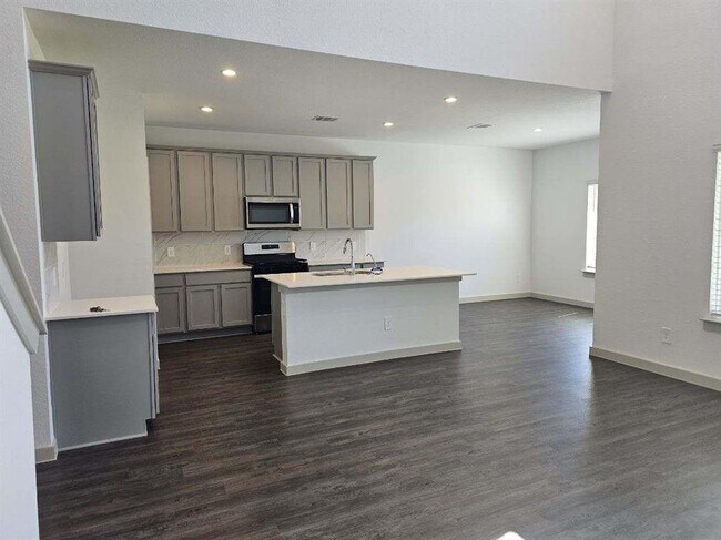 Foto del edificio - 7810 Cattlewood Pass