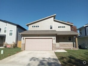 Building Photo - 1229 E Paragon St