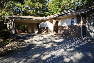 Building Photo - 71 Collado Way