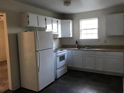 Kitchen - 3102 N Atlantic Ave