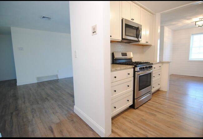 Building Photo - 7 Louisburg Square