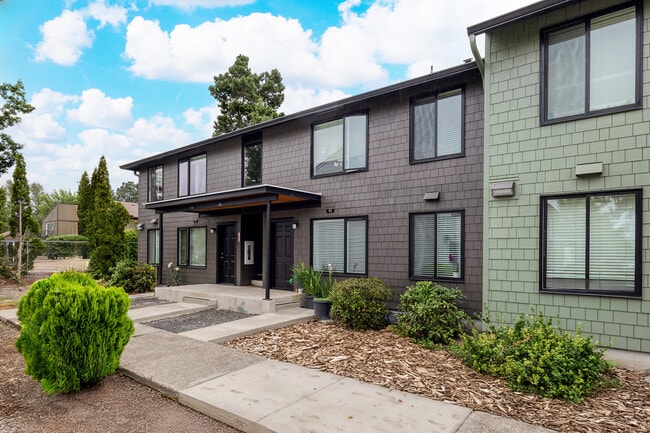 Building Photo - Pacific Crest