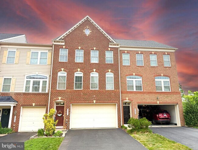 Foto del edificio - 21268 Park Grove Terrace