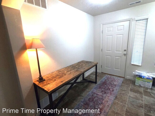 Foto del edificio - 4 br, 2.5 bath House - 2005 S 750 E