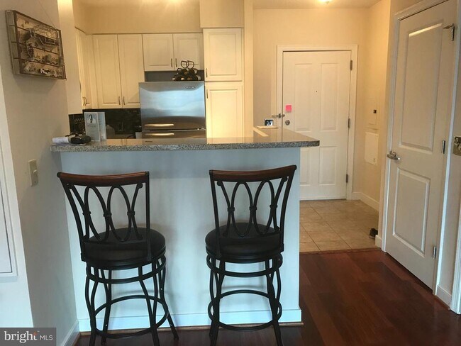 Foto del edificio - 555 Massachusetts Ave NW