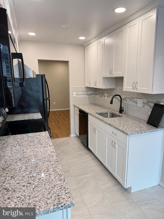 Foto del edificio - 10285 Ridgeline Dr