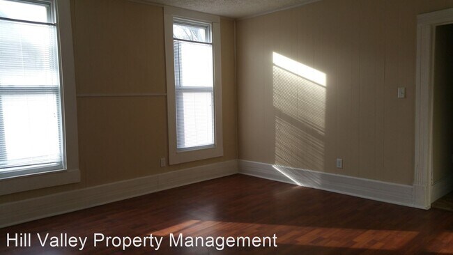 Building Photo - 711 S 7th St
