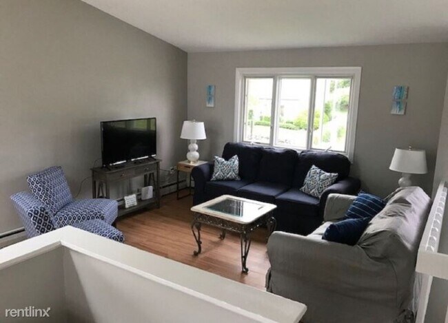 Foto del edificio - 3 br, 2.5 bath House - 22 Kingston Ln