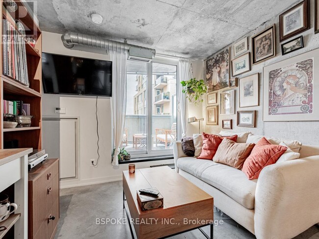 Building Photo - 170-170 Sudbury St