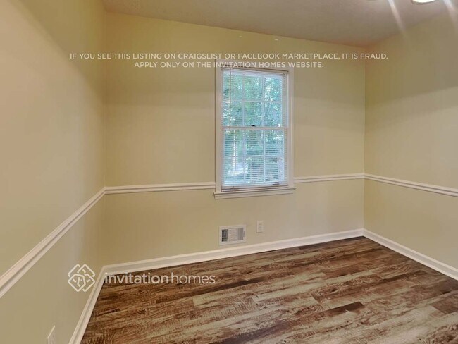 Foto del edificio - 193 Gloster Rd NW